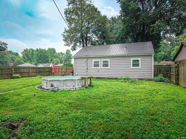 4520 Taylor Avenue, Evansville, IN 47714