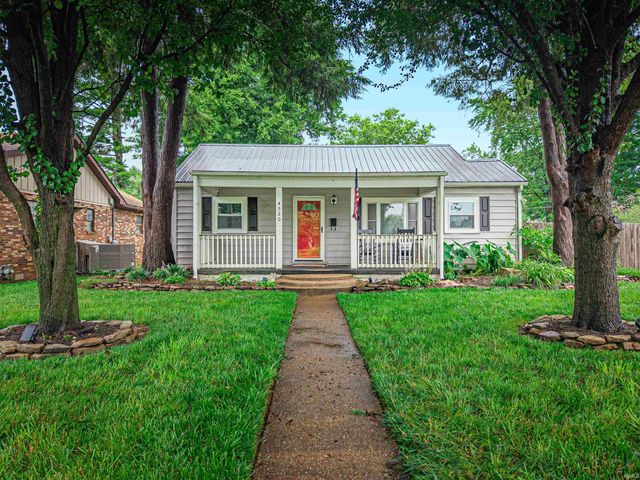 4520 Taylor Avenue, Evansville, IN 47714