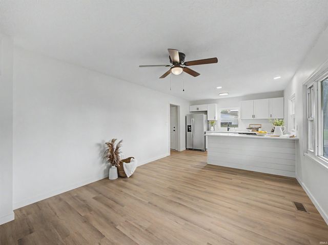 4520 Taylor Avenue, Evansville, IN 47714
