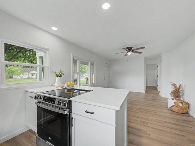 4520 Taylor Avenue, Evansville, IN 47714