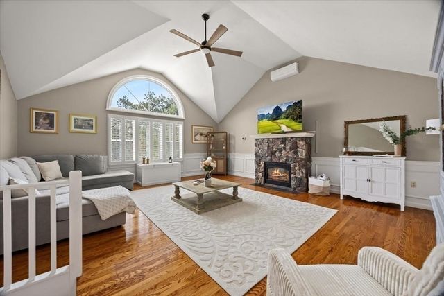 12 Marshall Dr, Plymouth, MA 02360