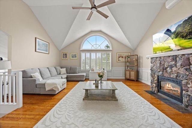 12 Marshall Dr, Plymouth, MA 02360