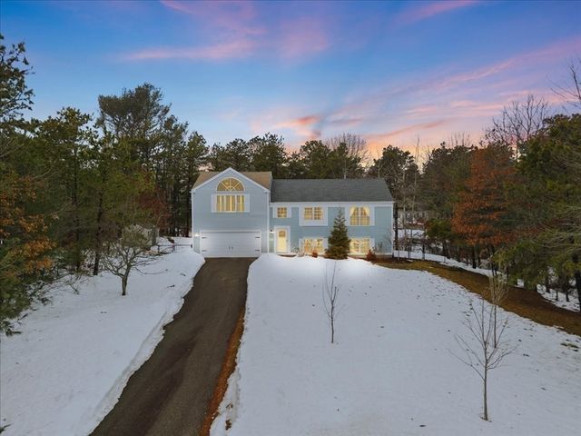 12 Marshall Dr, Plymouth, MA 02360