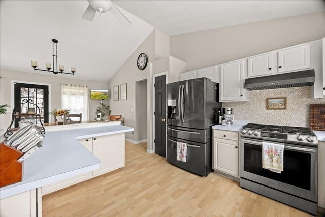 12 Marshall Dr, Plymouth, MA 02360