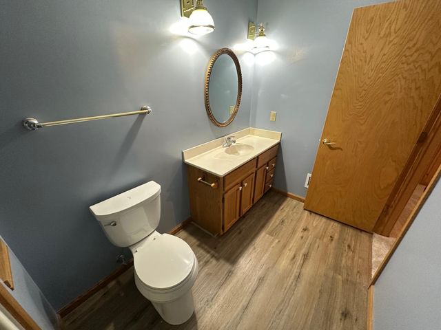 8487 Rice Lake Road, Maple Grove, MN 55369