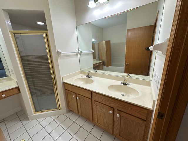 8487 Rice Lake Road, Maple Grove, MN 55369