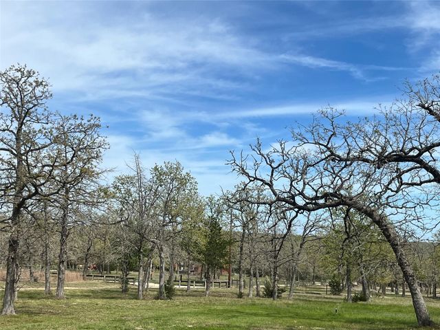 5610 Private Road 4015, Somerville, TX 77879