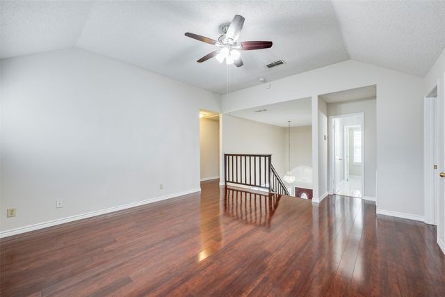 7600 Greengage Drive, Fort Worth, TX 76133