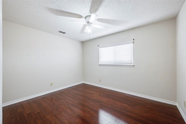 7600 Greengage Drive, Fort Worth, TX 76133