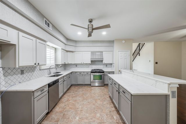 7600 Greengage Drive, Fort Worth, TX 76133