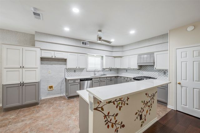 7600 Greengage Drive, Fort Worth, TX 76133