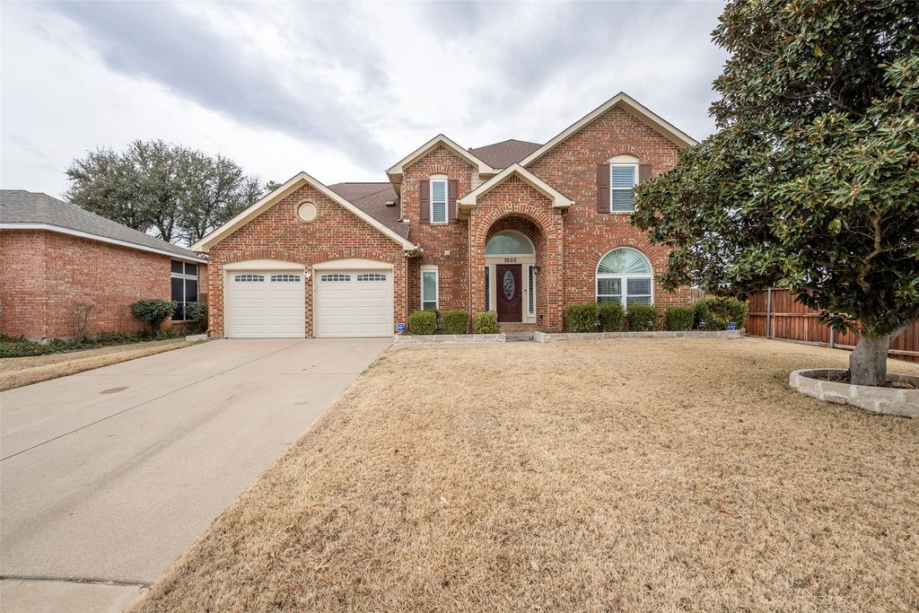 7600 Greengage Drive, Fort Worth, TX 76133