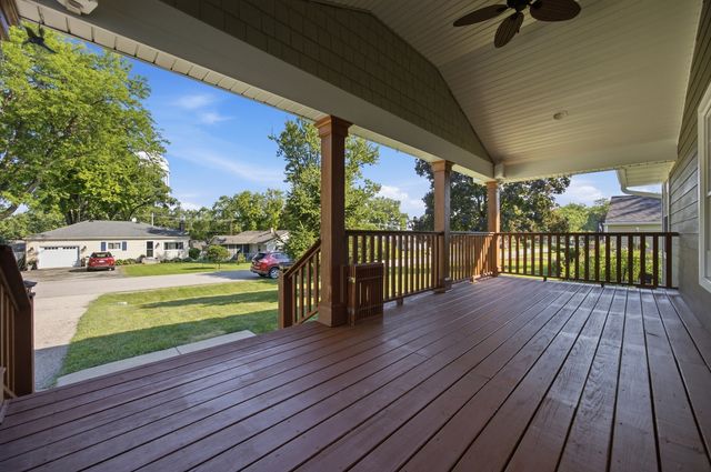 4220 Ponca Street, Mchenry, IL 60050