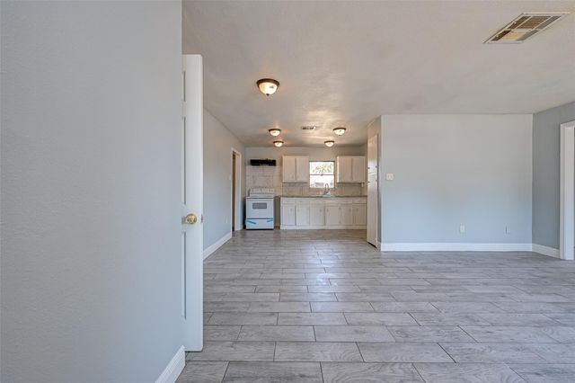 5859 Westover Street, Houston, TX 77033