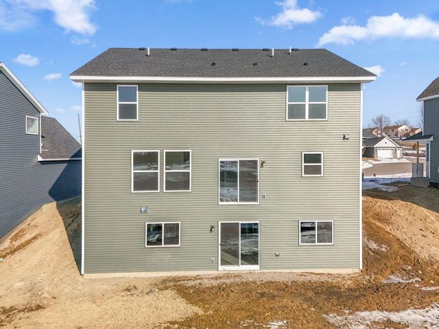 557 Waterford Place, Waconia, MN 55387