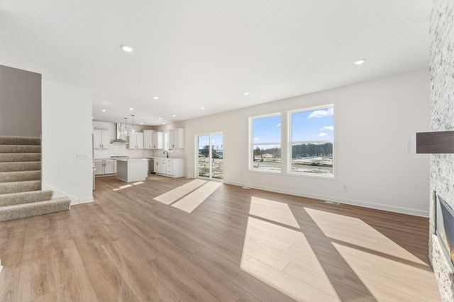 557 Waterford Place, Waconia, MN 55387