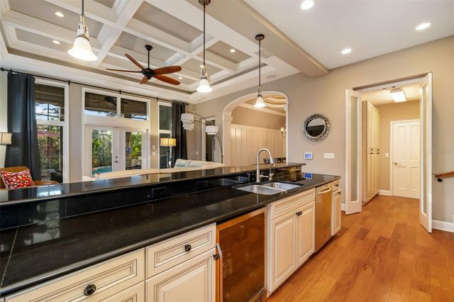 1045 FISH HOOK COVE, Bradenton, FL 34212