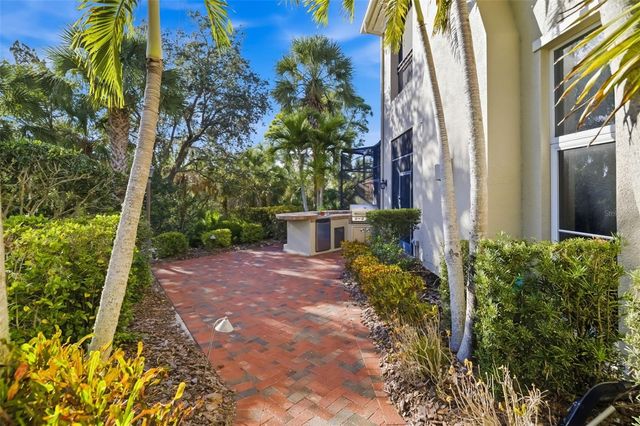 1045 FISH HOOK COVE, Bradenton, FL 34212