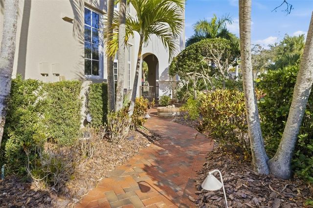 1045 FISH HOOK COVE, Bradenton, FL 34212