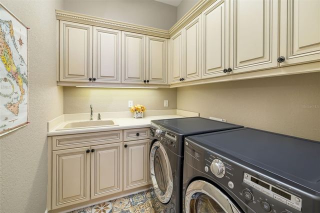 1045 FISH HOOK COVE, Bradenton, FL 34212