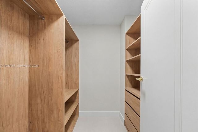 230 S 174th St 2202, Sunny Isles Beach, FL 33160