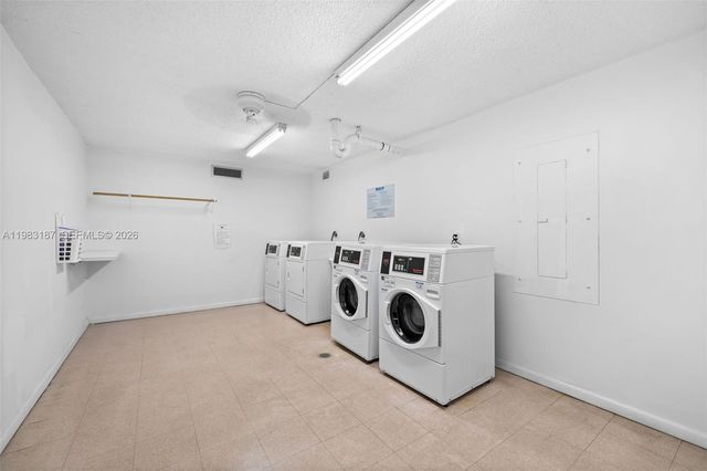 230 S 174th St 2202, Sunny Isles Beach, FL 33160