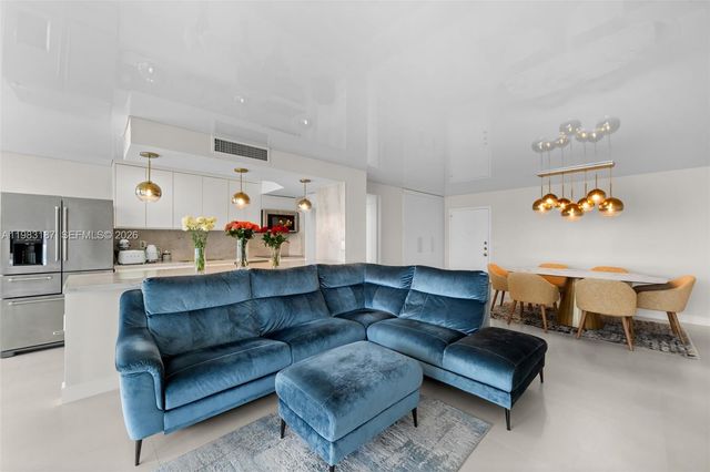 230 S 174th St 2202, Sunny Isles Beach, FL 33160