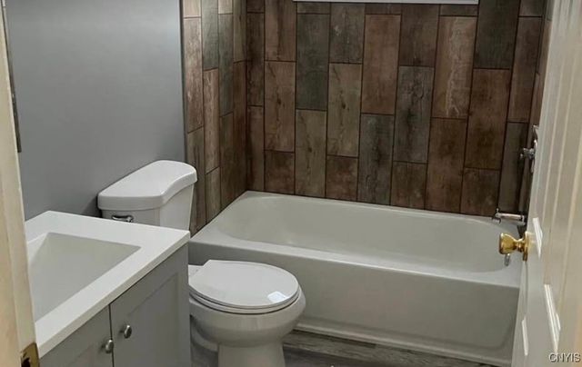 402 Buckley Road, Salina, NY 13088