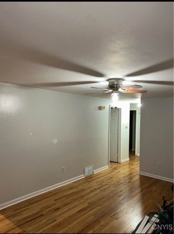 402 Buckley Road, Salina, NY 13088