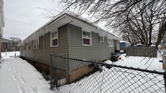 402 Buckley Road, Salina, NY 13088