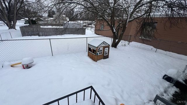 402 Buckley Road, Salina, NY 13088