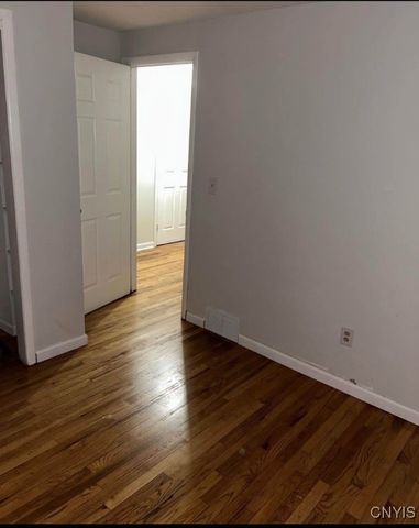 402 Buckley Road, Salina, NY 13088