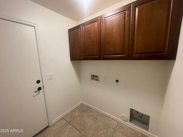 516 E WOLF HOLLOW Drive, Casa Grande, AZ 85122