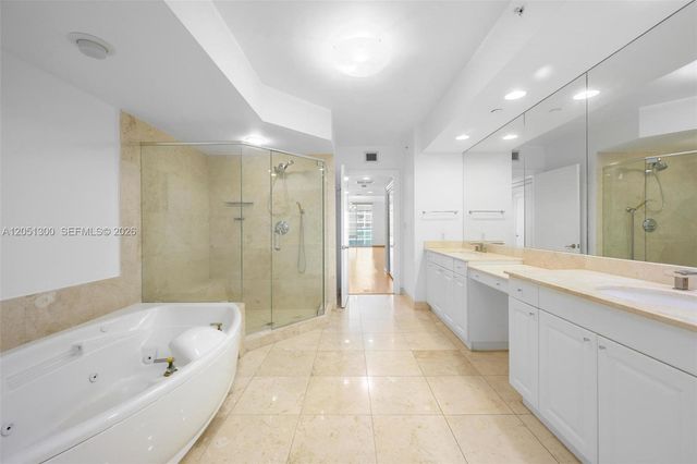 20201 E Country Club Dr 1502, Aventura, FL 33180