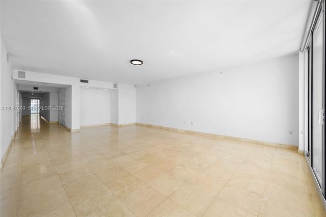 20201 E Country Club Dr 1502, Aventura, FL 33180