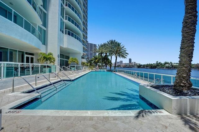 20201 E Country Club Dr 1502, Aventura, FL 33180