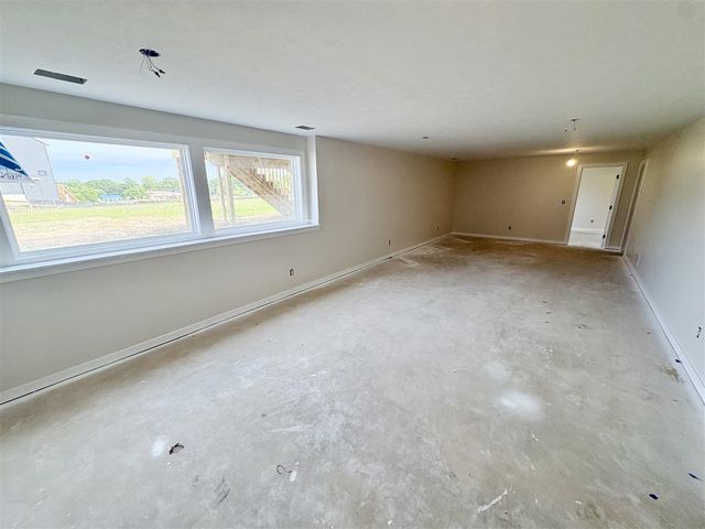 7070 Kettle Dale Avenue, Alto, MI 49302