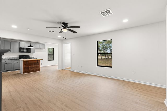 207 Joel Hooper Drive, Lorena, TX 76655