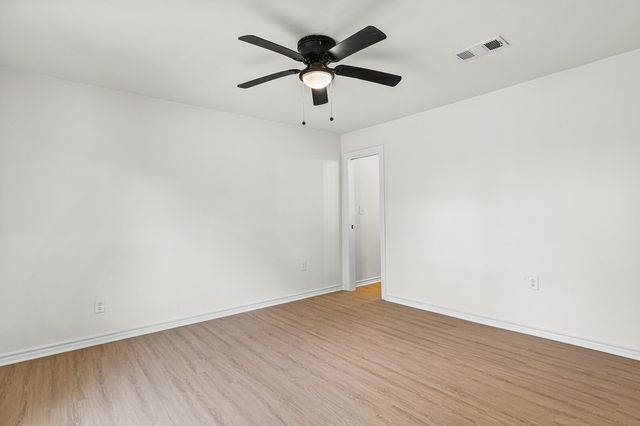 207 Joel Hooper Drive, Lorena, TX 76655