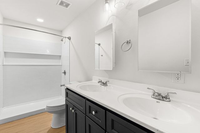 207 Joel Hooper Drive, Lorena, TX 76655