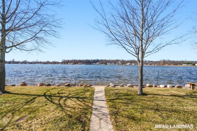 1980 Parker Drive, Wayland, MI 49348