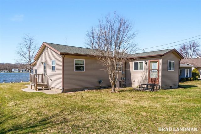 1980 Parker Drive, Wayland, MI 49348