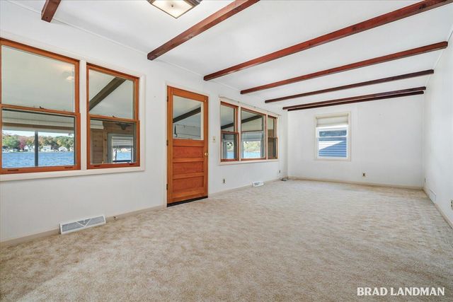 1980 Parker Drive, Wayland, MI 49348