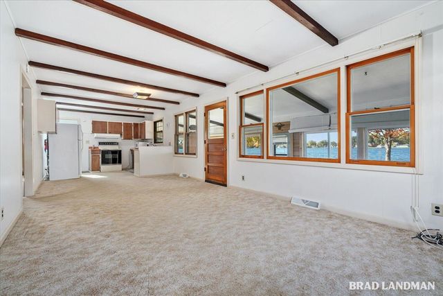 1980 Parker Drive, Wayland, MI 49348