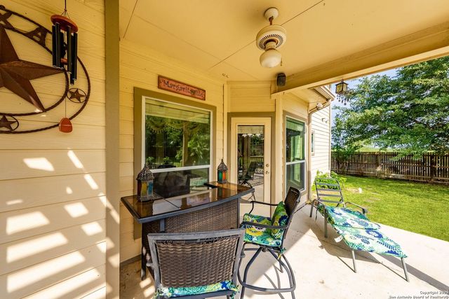 3353 Joshs Way, Marion, TX 78124
