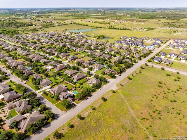 3353 Joshs Way, Marion, TX 78124
