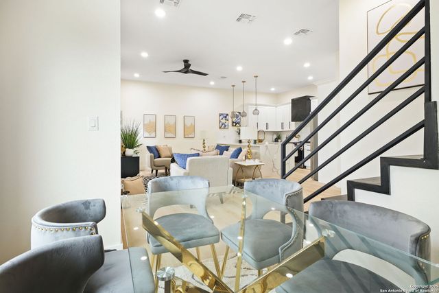 1019 S Hackberry Unit 201, San Antonio, TX 78210