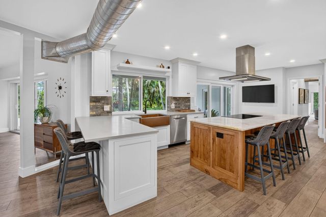 2006 NW 3rd Avenue, Delray Beach, FL 33444