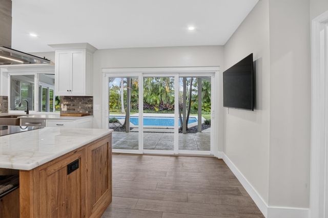 2006 NW 3rd Avenue, Delray Beach, FL 33444