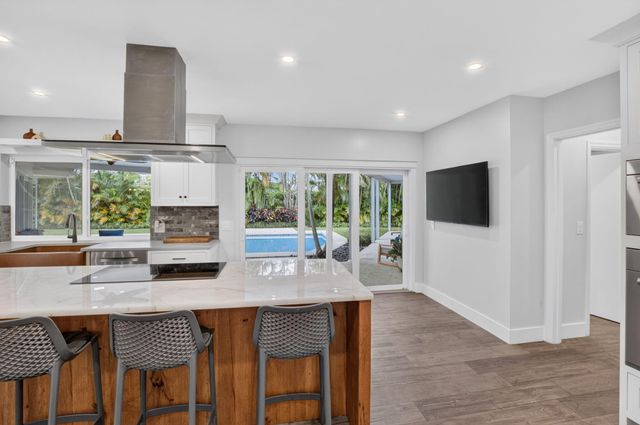 2006 NW 3rd Avenue, Delray Beach, FL 33444